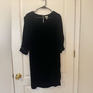 Beautiful vintage, black velvet dress.